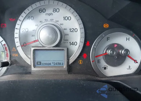 2010 Honda Pilot Touring z USA, uszkodzony, nr VIN 5FNYF3H95AB023041